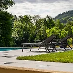 Neuf 10 Personnes, Piscine Et Villa